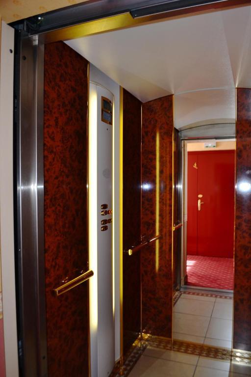 Coq Hotel Montreuil  Dış mekan fotoğraf