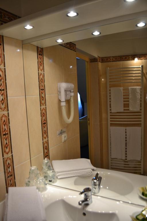 Coq Hotel Montreuil  Dış mekan fotoğraf